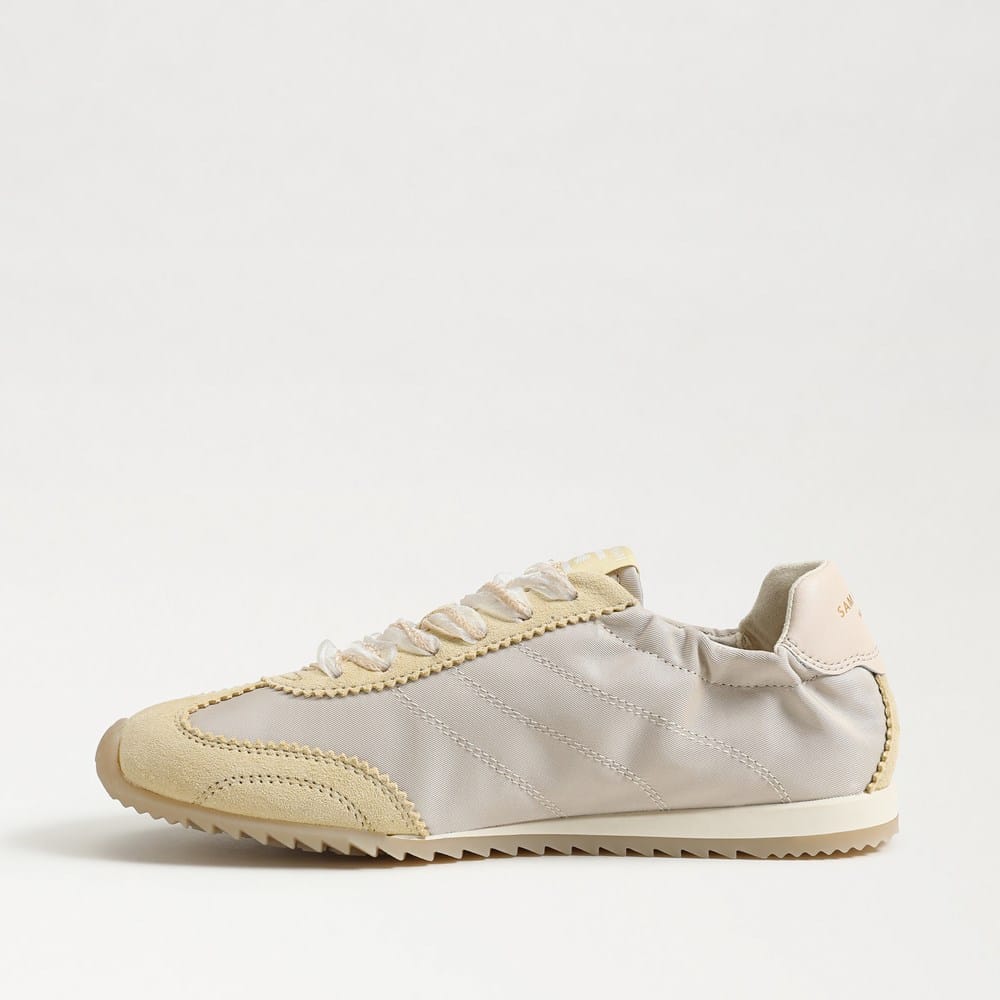 Isella Slip On Sneaker