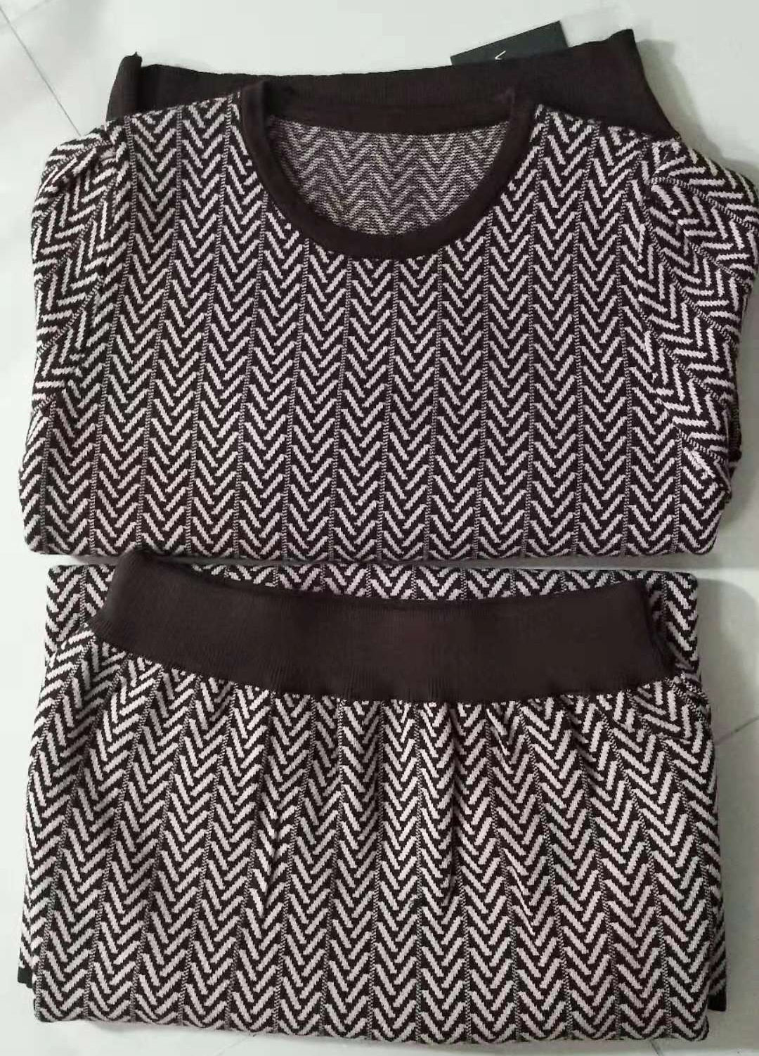 High Quality New Autumn Winter 2 Piece Set Women Knitted Striped  Sweater Skirt Suit Long Sleeve Knit Pullover A-line Skirt Sets