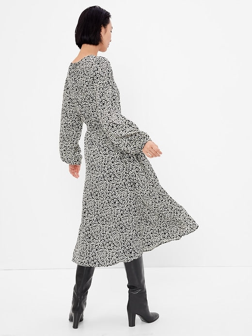 Image number 6 showing, LENZING ECOVERO Cutout Midi Dress